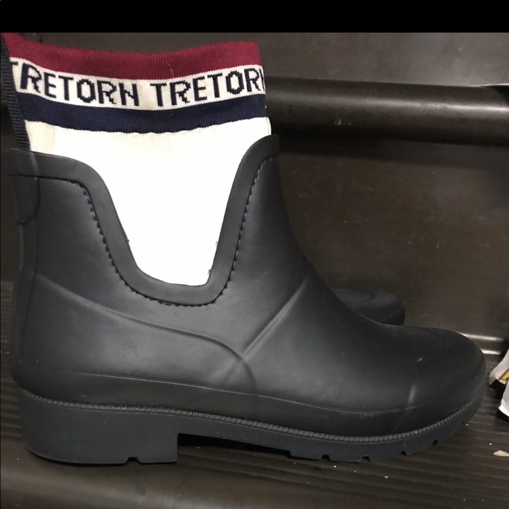 rain boots navy blue with attached sock